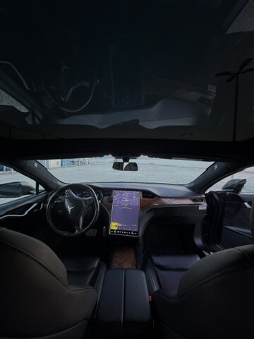 Tesla Model S notranjost